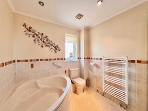 Photo 19- click for photo gallery